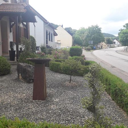 Ferienwohnung Goettert - Haus Erika Beckingen Экстерьер фото